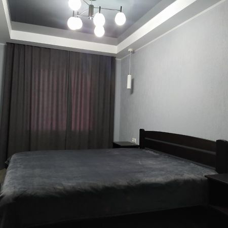 2Rooms Apartment - 181 Gogol Street Zaporizhia Exterior foto
